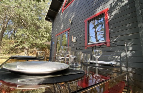 Bonnieux Ski Chalet | Luxury chalets - Domaine Luberon between Roussillon and Bonnieux