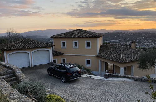Le Plan-de-Grasse Villa | Luxury French Riviera Villa. Stunning Pano Sea/Mountain views. Pool & Cinema rm