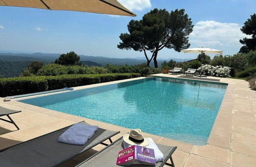 Tourrettes-sur-Loup House | Luxury home with sea views in Tourrettes-sur-Loup
