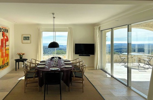 Tourrettes-sur-Loup House | Luxury home with sea views in Tourrettes-sur-Loup