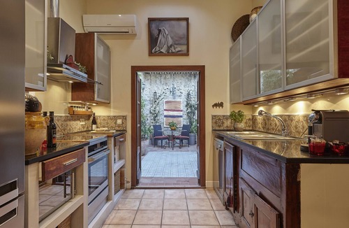 Argens-Minervois Cottage | LUXURY 'SPA-LIKE' WINE COTTAGE & BARREL BARN, Canal du Midi near Carcassonne