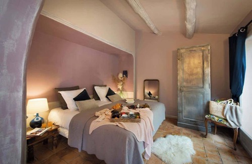 Paluds de Noves Bed & Breakfast | Luxury Suite, terrace, private pool and jacuzzi