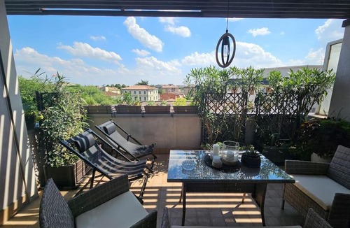 Borgo Milano Apartment | Luxury Suite, Villa Joy Verona , Exclusive Romantic Luxury Suite with Jacuzzi, near Verona Center