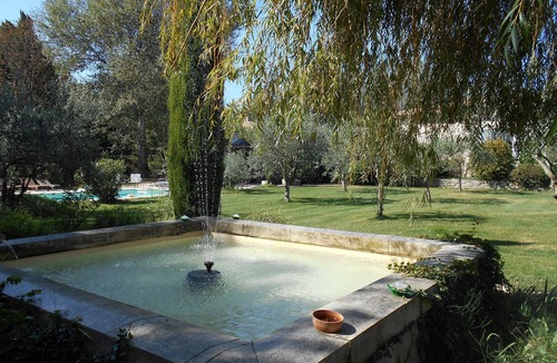 Maillane Villa | Luxury Villa 4 BEDROOMS 8 pax HEATED POOL /AC Walk to SHOPS