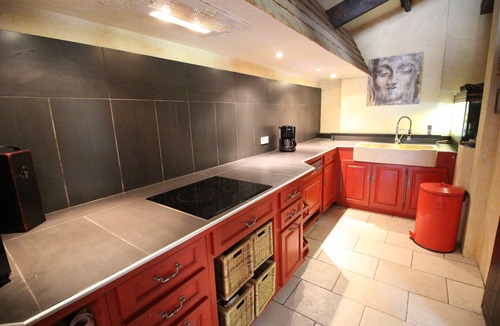 Eguilles Villa | Luxury villa in Aix-en-Provence, private pool, pool house, jacuzzi