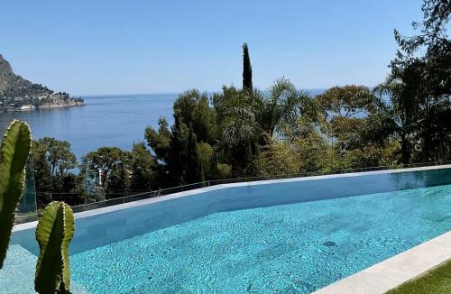 Eze Apartment | Luxury villa Panoramic Sea View Near Monaco