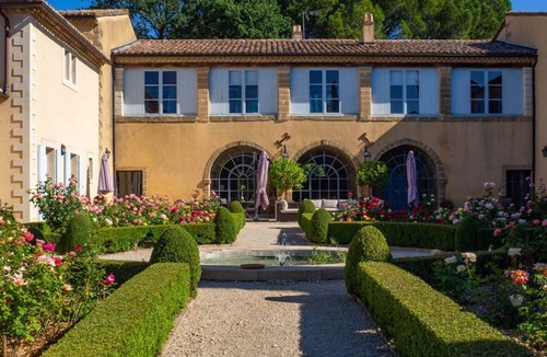 Montaren-et-Saint-Mediers Villa | Luxury Villa with Heated Pool, Yoga, Air-Conditioning, Uzes Provence