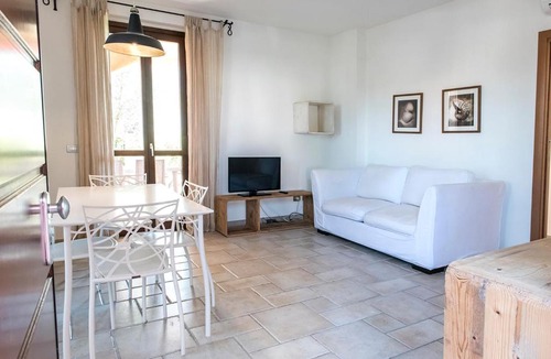 Numana Apartment | M347 - Marcelli, comodo trilocale nuovo con piscina e giardino