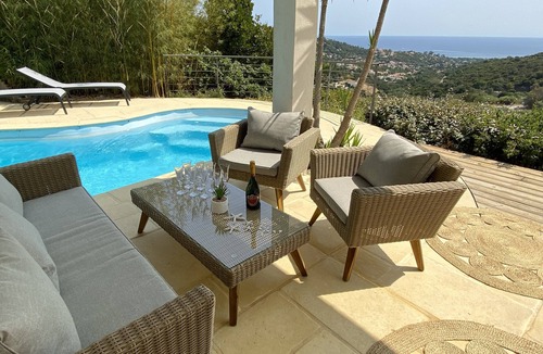Cavalaire-sur-Mer House | Magnificent 180° sea view villa in absolute calm, fully renovated