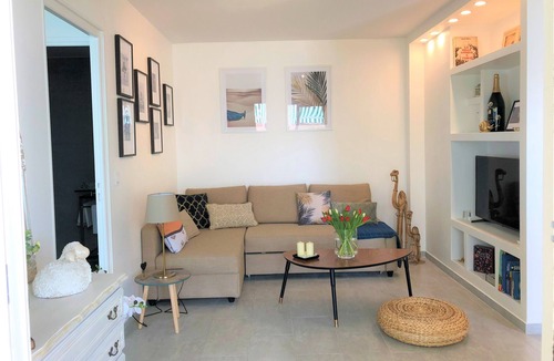 Carnot Apartment | Magnificent Apartment Comfort Quiet Central Large Terrace