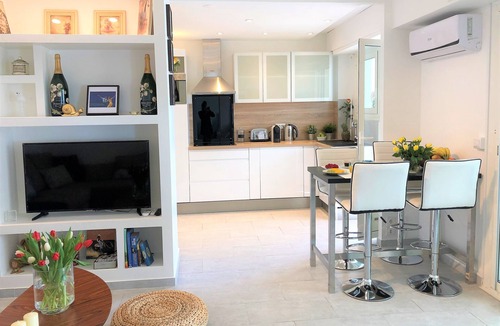 Carnot Apartment | Magnificent Apartment Comfort Quiet Central Large Terrace