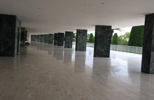 California - Pezou House | Magnificent apartment of 150 m2 in residence with swimming pool and landscaped park