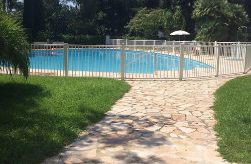 California - Pezou House | Magnificent apartment of 150 m2 in residence with swimming pool and landscaped park