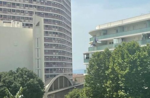 Le Pharo Apartment | Magnificent sea view apartment 5 minutes from the beach!