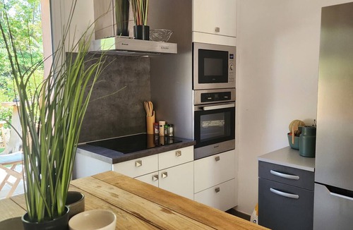 Le Dramont Condo | Magnifique appartement de 2 chambres en rez-de-jardin