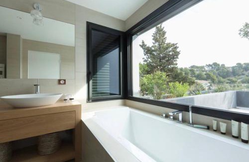 Perier Villa | Magnifique Villa d’Architecte & Piscine à débordement