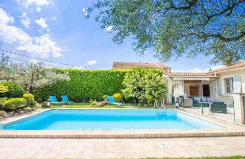 Maillane House | Maillane