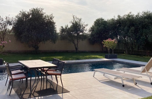 Cavaillon House | Maison Avec Piscine Pour vos Vacances Dans le Sud, au Calme
