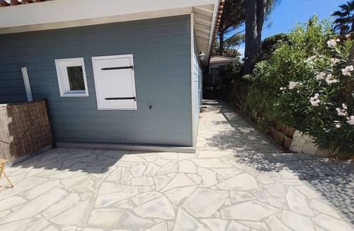 Gassin House | Maison climatisée avec 3 chambres dans domaine avec piscine à Gassin