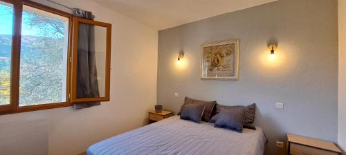 Le Bar-sur-Loup House | Maison conviviale avec jacuzzi à Le Bar-sur-Loup