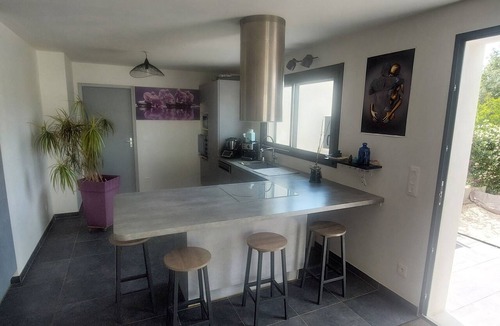 Saint-Paul-et-Valmalle Villa | Maison du bonheur