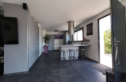 Saint-Paul-et-Valmalle Villa | Maison du bonheur