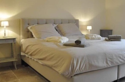Eygalieres Villa | Maison Daudet Summary