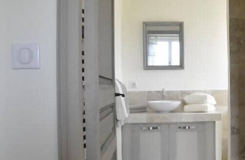 Eygalieres Villa | Maison Daudet Summary