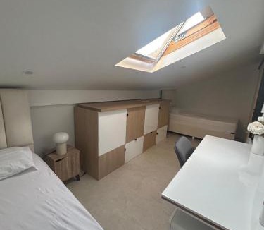 Saint-Andiol Apartment | Maison de village chaleureuse