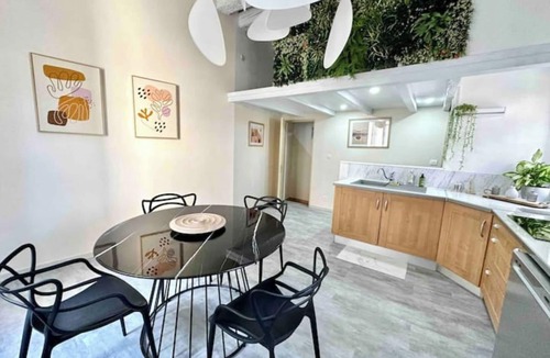 Saint-Gilles House | Maison de Village sur les Chemins de Compostelle