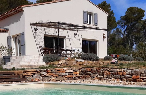 Lambesc House | ☀️MAISON EN PLEINE NATURE☀️ Quiet location with WIFI and Piscine♥️
