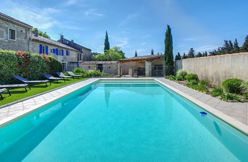 St.-Remy-de-Provence Villa | Maison Nourat - Four Bedroom Villa, Sleeps 8
