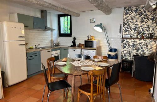 Alleins House | Maison l 2 ch l clim l Proche Golf Pont Royal l Luberon
