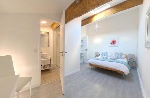 Alignan-du-Vent Bed & Breakfast | Maison M Bed and Breakfast