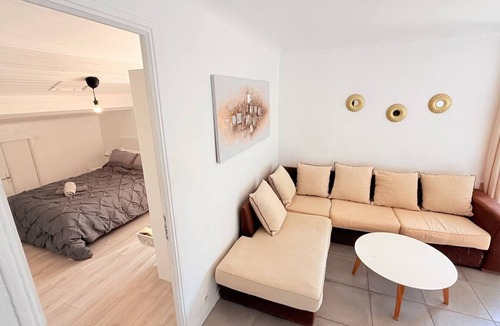 Estanove House | Maison Ovalie – Confort & Sérénité
