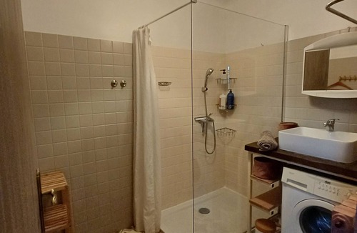Lourmarin House | Maison Provençale au Coeur du Village au Milieu de 2hectares de Vignes 1chambre