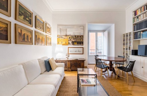 Rione VII Regola Apartment | Maison Regola, Styilish Flat in Campo De Fiori