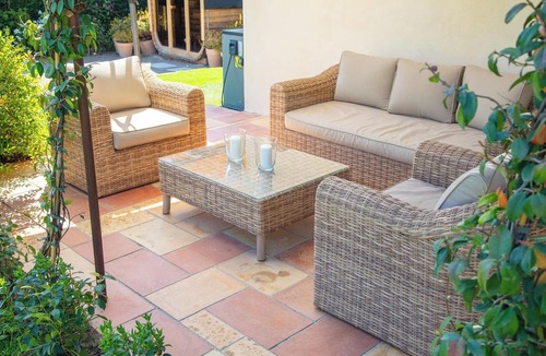Salernes House | Maison Tulip Salernes, elegant guest house sleeps 6. Pet friendly & heated pool