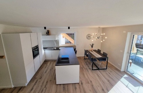 Collalbo Apartment | Maison Vert - Neuwertige Wohnung mit Terrasse