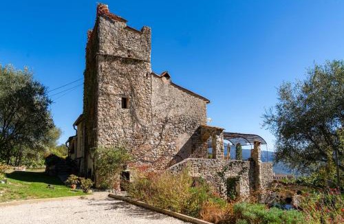 Chateauneuf-Villevieille Villa | Maison XVII - Authenticité et luxe contemporain
