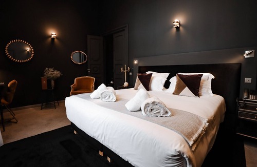 Nimes City Centre Hotel | Margaret - Hôtel Chouleur