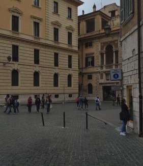 Rione V Ponte Apartment | Marina