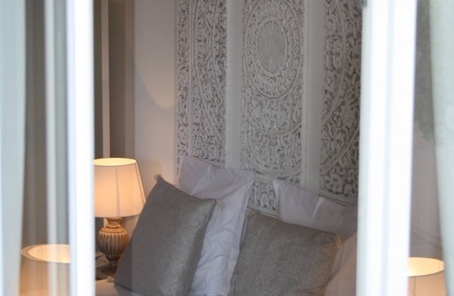 Salon-de-Provence Hotel | Mas Angelussi - Le Clos du Soleil