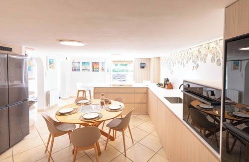Saint-Etienne-du-Gres House | Mas authentique en Provence - Private swimming pool