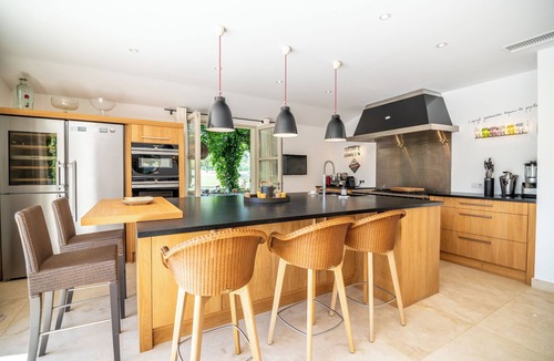 St.-Remy-de-Provence Villa | Mas D'exception au Pied des Alpilles