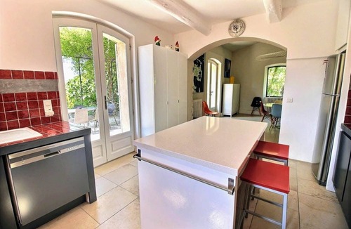 Lourmarin House | Mas de charme, Luberon, landscaped garden and swimming pool