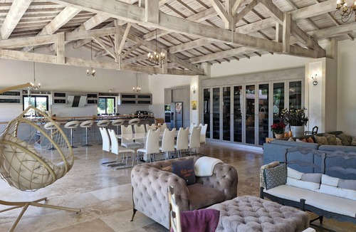 St.-Remy-de-Provence House | Mas de prestige in Saint Rémy de Provence, swimming pool, spa, sauna. Ideal for families!
