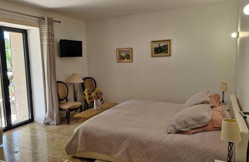 St.-Remy-de-Provence House | Mas de prestige in Saint Rémy de Provence, swimming pool, spa, sauna. Ideal for families!