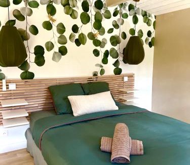 Tavernes Bed & Breakfast | Mas des Lavandes avec Piscine et bain nordique en Provence, 15 min des gorges du Verdon VAR