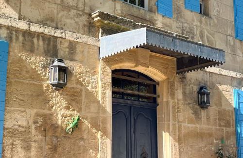 Arles Villa | Mas Dou Rose, ferme avec piscine près des Alpilles